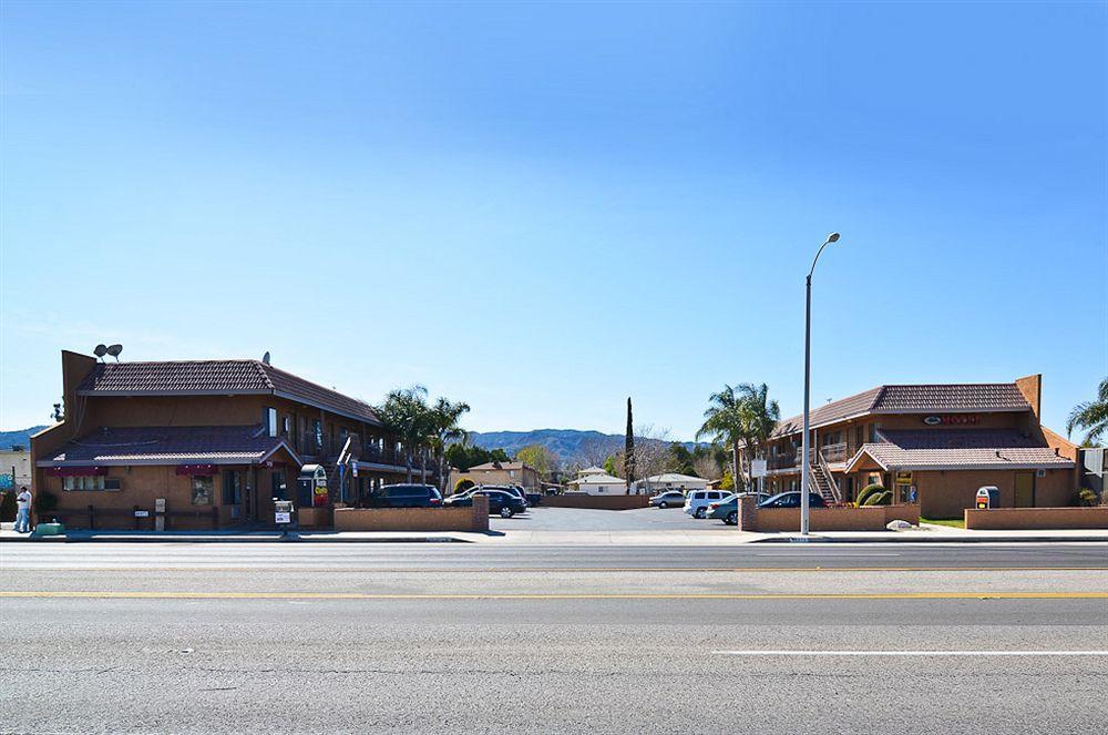 Santa Clarita Motel - Near Six Flags Magic Mountain - Valencia Exterior foto